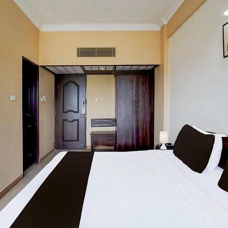 Super Townhouse Koyambedu Hotel Chennai Exterior foto