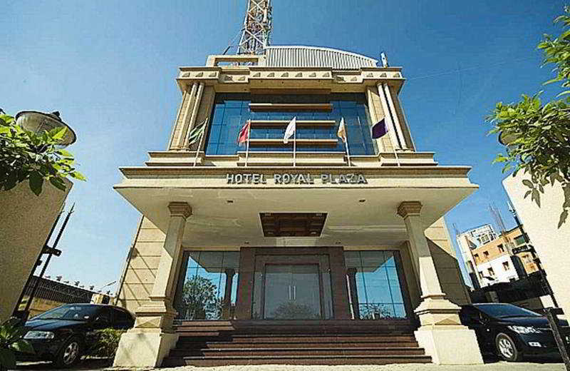 Super Townhouse Koyambedu Hotel Chennai Exterior foto